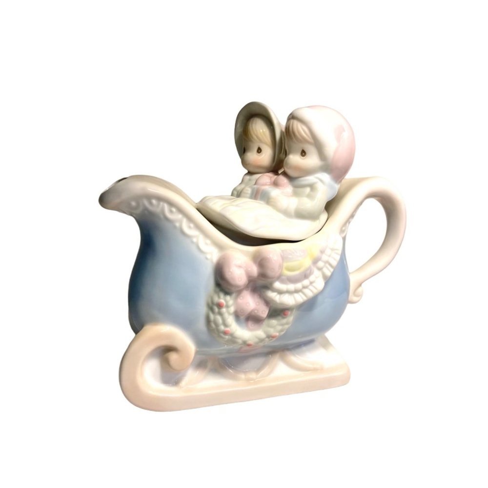 Enesco Precious Moments 1994 Teapot SUGAR TOWN SLEIGH Ride 7.5"T Christmas Holid